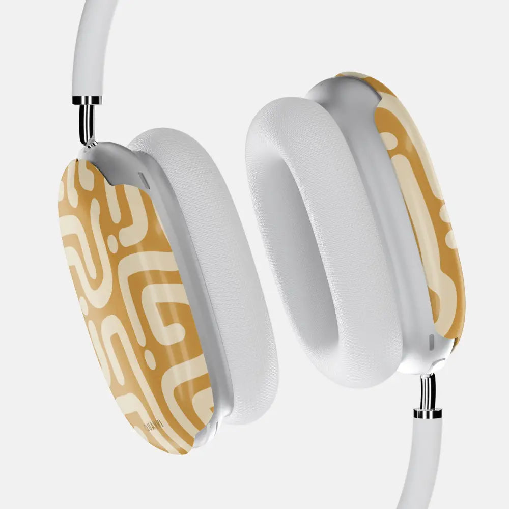 Honey Glee Apple Airpods Max case | QUAVVICASES